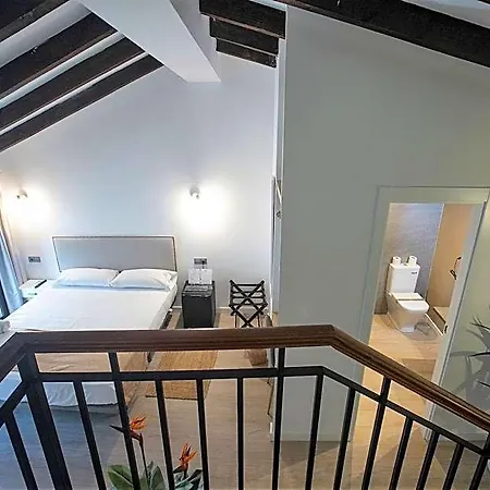 Vitium Hotel 3*